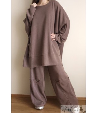 Naujas didelio dydžio kostiumas su vilna